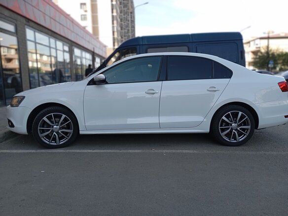 2012 Volkswagen Jetta VI, белый, 1110000 рублей - вид 4