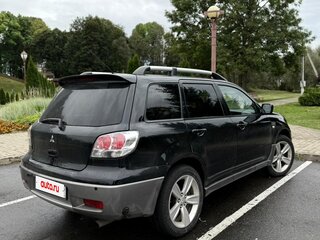2004 Mitsubishi Outlander I, чёрный, 620000 рублей, вид 3