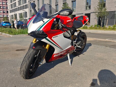 2012 Ducati 1199 Panigale, красный, 1560000 рублей, вид 4
