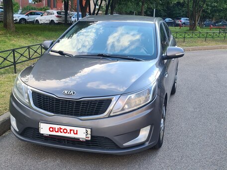 2013 Kia Rio 4-speed III, серый, 980000 рублей, вид 3