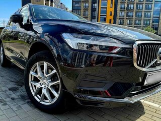2018 Volvo XC60 II, чёрный, 3230000 рублей, вид 4
