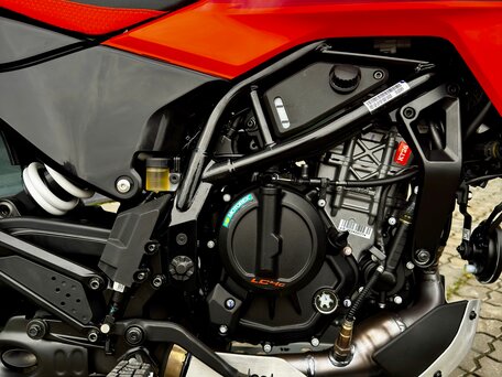 2025 KTM 390 Adventure X, оранжевый, 749000 рублей, вид 5