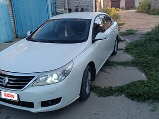 2010 Renault Latitude I, белый, 1250000 рублей, вид 1