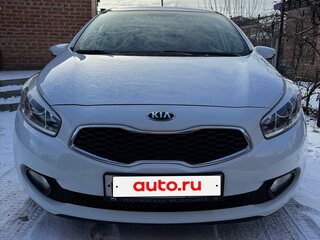2014 Kia Ceed II, белый, 1200000 рублей, вид 2