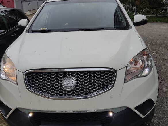 2012 SsangYong Actyon II, белый, 1050000 рублей
