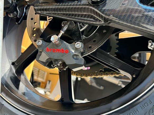 2019 BMW S 1000 RR, серебристый, 3000000 рублей - вид 14