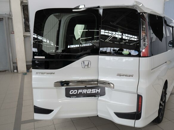 2019 Honda Stepwgn Spada V Рестайлинг, белый, 2479000 рублей - вид 21