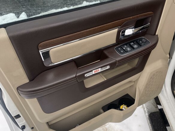 2014 Dodge RAM IV (DS/DJ), белый, 3400000 рублей - вид 8