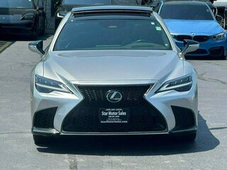 2025 Lexus LS 500 V Рестайлинг, серебристый, 12543935 рублей, вид 3