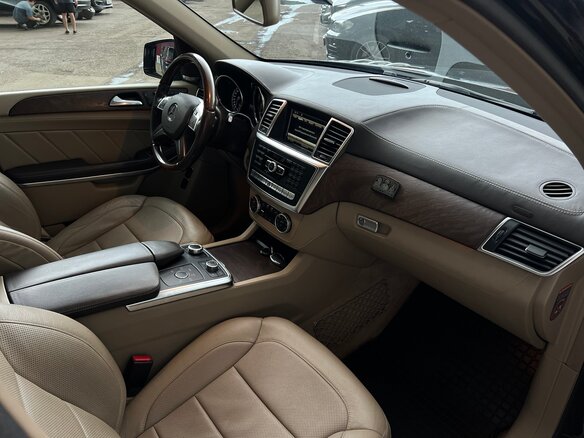 2014 Mercedes-Benz GL-Класс 500 II (X166), чёрный, 2050000 рублей - вид 6