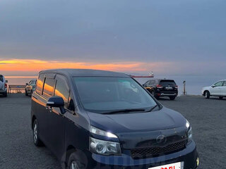2009 Toyota Voxy II (R70), синий, 1500000 рублей, вид 1
