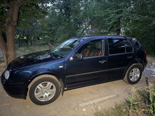 2001 Volkswagen Golf IV, синий, 550000 рублей, вид 3