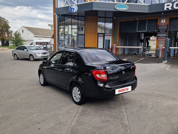 2013 Lada (ВАЗ) Granta I, чёрный, 500000 рублей - вид 3