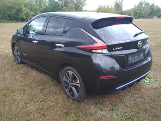 2018 Nissan Leaf II (ZE1), чёрный, 2000000 рублей, вид 5