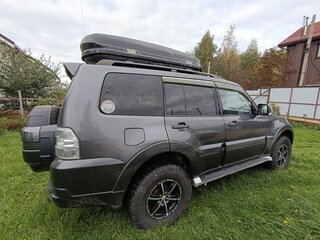 2012 Mitsubishi Pajero IV Рестайлинг 1, серый, 2300000 рублей, вид 3