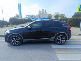 2018 BMW X2 sDrive18i I (F39), чёрный, 1900000 рублей, вид 5