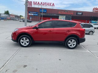 2013 Toyota RAV4 IV (XA40), красный, 1950000 рублей, вид 3