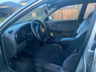 2006 Kia Spectra I Рестайлинг 2, серебристый, 300000 рублей, вид 5