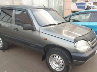 2004 Chevrolet Niva I, серый, 450000 рублей, вид 2