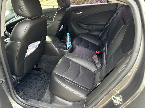 2017 Chevrolet Volt II, серый, 1900000 рублей - вид 15