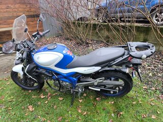 2012 Suzuki SFV 650 Gladius, белый, 550000 рублей, вид 3