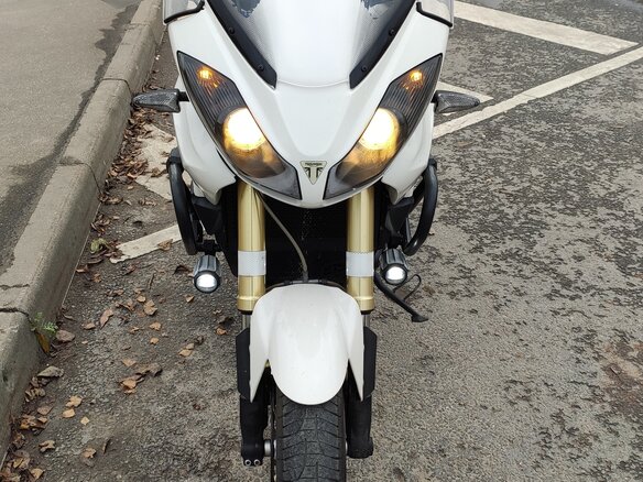 2007 Triumph Tiger 1050, белый, 540000 рублей - вид 7