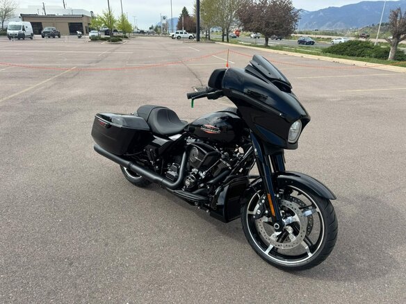 2026 Harley-Davidson Street Glide, чёрный, 4290000 рублей - вид 8