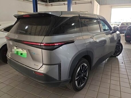 2025 Toyota bZ3X 50 kWh, серый, 2127000 рублей, вид 3