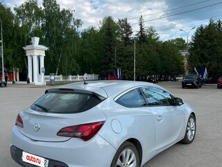2012 Opel Astra GTC J Рестайлинг, белый, 700000 рублей, вид 2