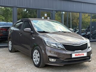 2016 Kia Rio III Рестайлинг, коричневый, 899000 рублей, вид 1
