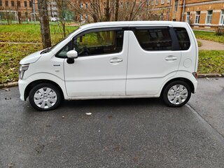 2017 Suzuki Wagon R MHEV VI, белый, 630000 рублей, вид 5