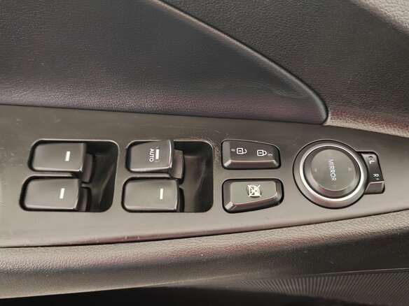 2012 Hyundai Sonata VI (YF), чёрный - вид 16