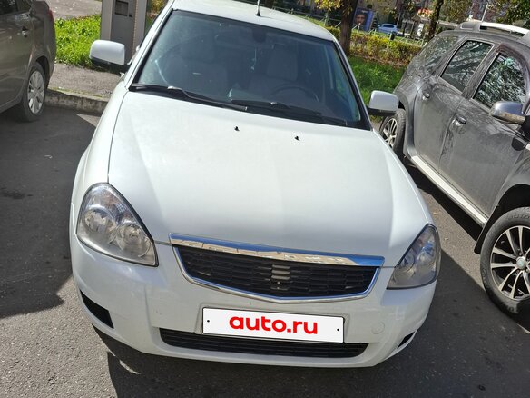 2015 Lada (ВАЗ) Priora I Рестайлинг, белый, 650000 рублей