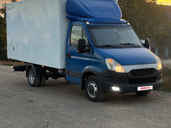 2012 Iveco Daily, синий, 2000000 рублей - вид 8