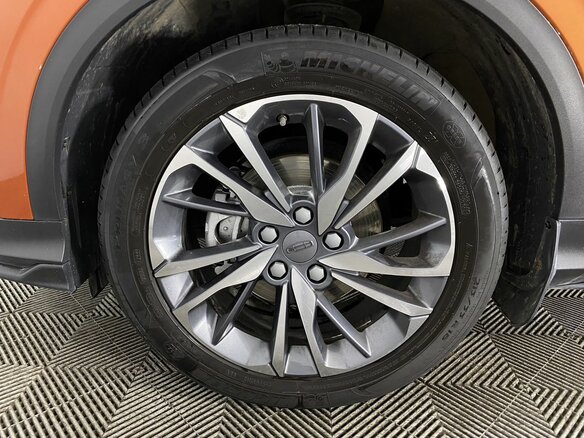 2020 Geely Coolray I, оранжевый, 1564000 рублей - вид 12