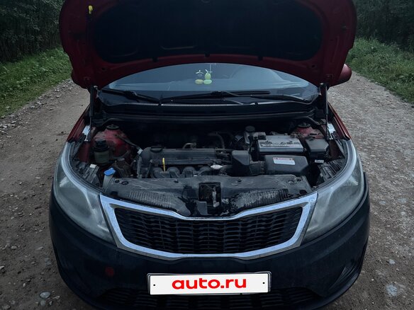 2013 Kia Rio III, красный, 550000 рублей - вид 9