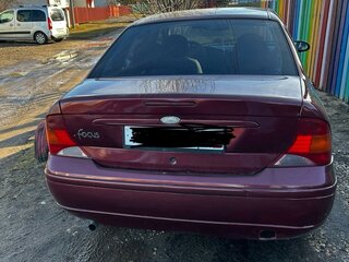 2003 Ford Focus I Рестайлинг, красный, 270000 рублей, вид 4
