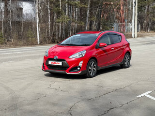 2015 Toyota Aqua I Рестайлинг, красный, 1300000 рублей, вид 1