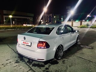 2018 Volkswagen Polo V Рестайлинг, белый, 1350000 рублей, вид 4