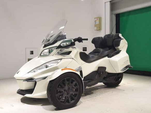 2015 BRP Can-Am Spyder, белый, 1600000 рублей - вид 3