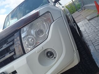 2011 Mitsubishi Pajero IV Рестайлинг 1, белый, 1760000 рублей, вид 1