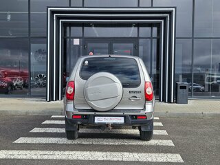 2018 Chevrolet Niva I Рестайлинг, серый, 595000 рублей, вид 5