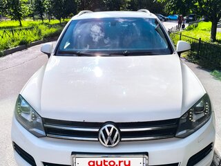 2011 Volkswagen Touareg II, белый, 2000000 рублей, вид 1