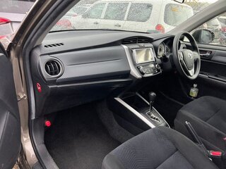 2013 Toyota Corolla Fielder XI (E160, E170, E180), коричневый, 1300000 рублей, вид 4
