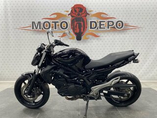 2014 Suzuki SFV 400 Gladius, чёрный, 355000 рублей, вид 2