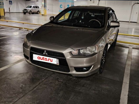 2007 Mitsubishi Lancer X, бежевый, 600000 рублей - вид 5