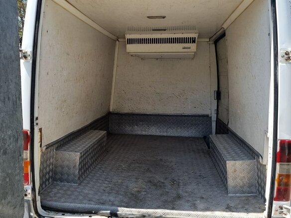 1996 Mercedes-Benz Sprinter, белый, 640000 рублей