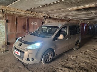 2010 Peugeot Partner II, бежевый, 630000 рублей, вид 2