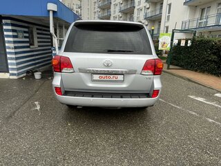 2012 Toyota Land Cruiser 200 Series Рестайлинг 1, серебристый, 4100000 рублей, вид 2