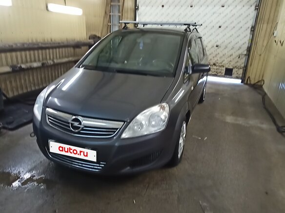 2008 Opel Zafira B Рестайлинг, серый, 650000 рублей - вид 2
